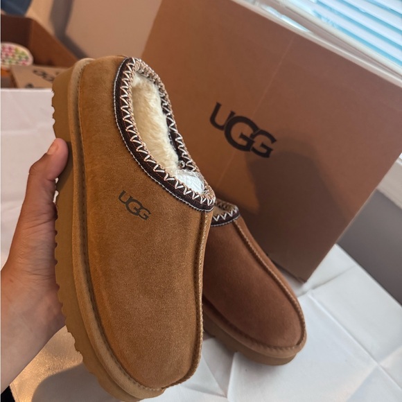 UGG Shoes - UGG Tan Sheepskin Slippers